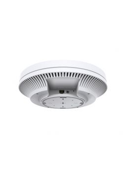 Detalle del puerto Ethernet PoE del TP-Link EAP610, compatible con WiFi 6 de alto rendimiento.